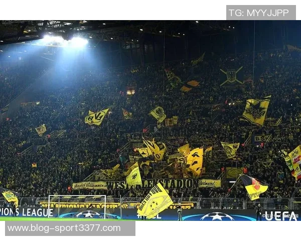 德国总理默茨提前离场错失多特绝杀圣保利的精彩瞬间 德国总理默茨提前离场错失多特绝杀圣保利的精彩瞬间